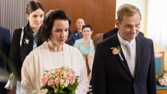 Tento týden v Ulici: Karlu dojmou vzpomínky na vlastní svatbu, Magdu a Prokopa čeká emotivní chvíle