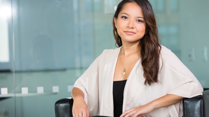 Klaudie (28): Moc se mi líbí nový kolega v práci. Ráda bych ho sbalila, má to ale jeden háček