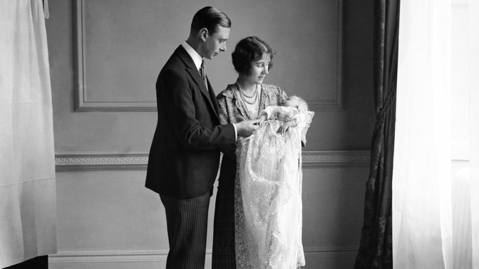 Veřejný nepřítel britské královské rodiny: Vychovatelka Alžběty II. Marion Crawford "ukradla" dětství budoucí královny