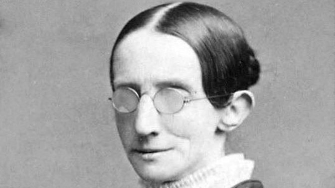 Nemoc z ní udělala nevidomou dívku. Na její podporu holčičky po celém světě vypichovaly svým panenkám oči