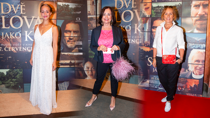 Premiéra filmu Dvě slova jako klíč: Princezna Arabela okouzlila jako brunetka v růžové, Špindlerová neodhadla večerní dress code