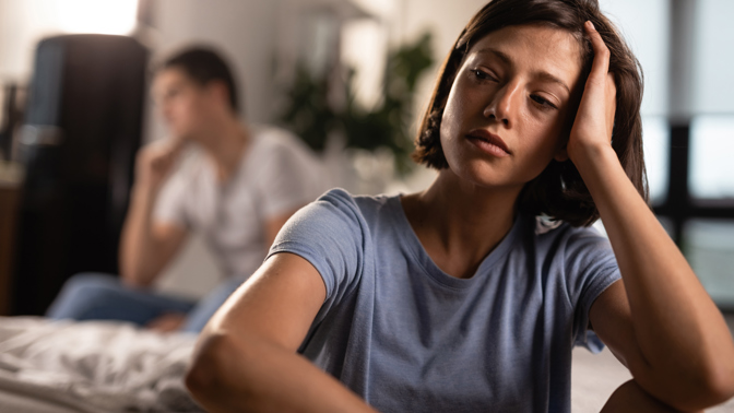 Ela (38): Po dramatickém rozchodu jsem si našla hodného přítele. Místo, abych byla spokojená, myslím na svého ex