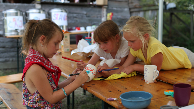 Tesco spouští hlasování ve 13. kole projektu Vy rozhodujete, my pomáháme! Grantový program hlásí rekordní počet přihlášek
