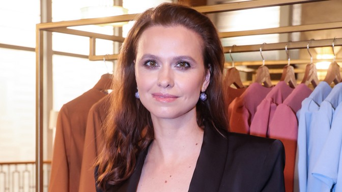 Herečka Zuzana Vejvodová a její styl: Jeden den obléknu etno, další vyrazím v kostýmu, říká Klára ze seriálu Jedna rodina