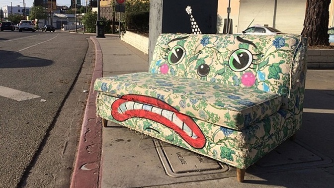 „Věci, které člověk jednou miloval, si nezaslouží být odstrčeny a zapomenuty,“ řekl umělec.