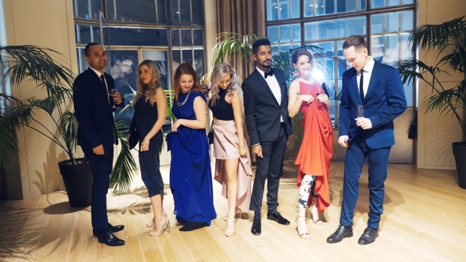 Hned se třemi na sebe v obrovské konkurenci finalistů upozornila agentura JAD Productions v čele s Yemim A.D.