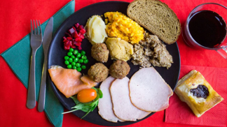 Finská bašta je na stole! Nechybí šunka ani finský tuřín.