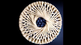 Obyčejný koláč, neobyčejný vzhled. Kreativita Lauren Ko nezná hranic.