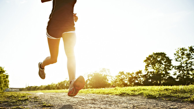 Proč nehubnete, když každý den běháte? Možná klusáte až moc.