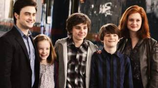 Harry s rodinou z posledního filmu Harry Potter a relikvie smrti