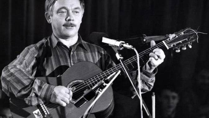 Karel Kryl byl básník s kytarou