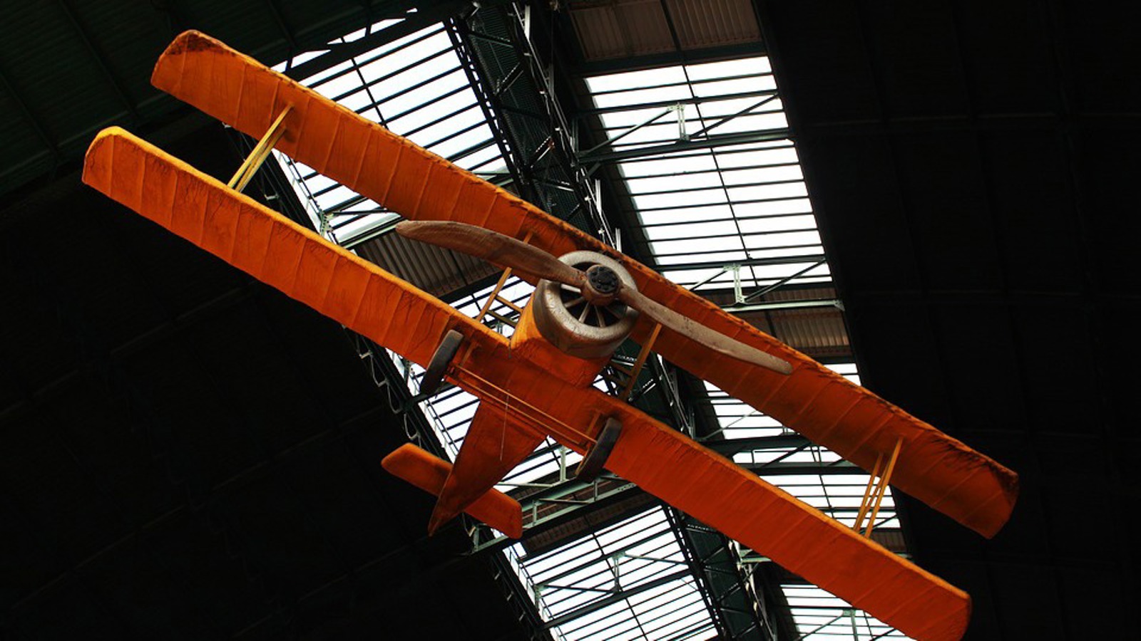 Legendární pilot a průkopník českého letectví Jan Kašpar. V tento den před 107 lety uskutečnil svůj první slavný let
