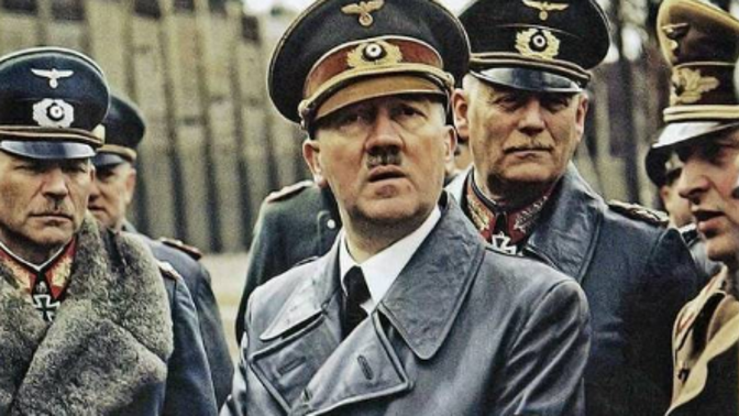 Spáchal Adolf Hitler opravdu sebevraždu?