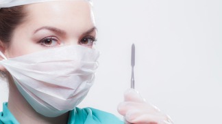 Plastická operace začíná být velmi častá metoda zkrášlení