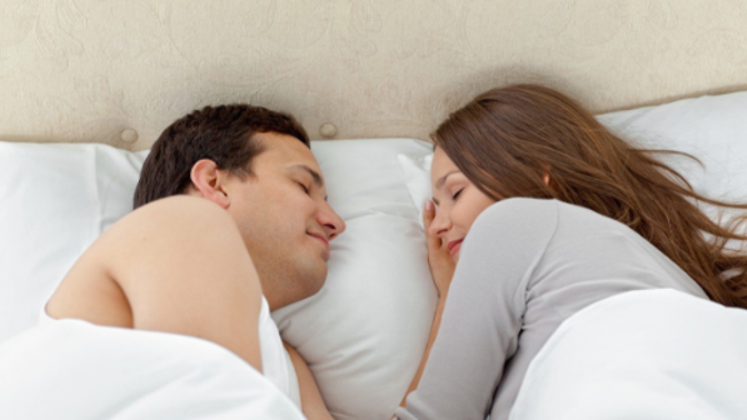 Tolik se navzájem nedotýkáte, ale tahle poloha je označována za velice intimní.