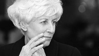 Olga pocházela z dělnického prostředí, ráda zahradničila a podnikala se svými psy dlouhé výpravy do lesa.