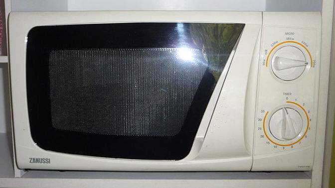 Používáte k ohřívání jídel mikrovlnku?