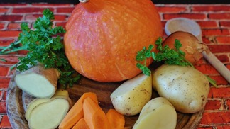 Z dýně můžete vykouzlit třeba úžasnou krémovou polévku