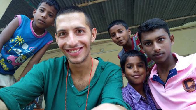 Děti učí řádu a evropským zvykům — především v oblasti hygieny a ekologie