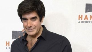 Nenadálý nárůst Copperfieldovy kštice se stal fórem, zda si ji nepřičaroval.