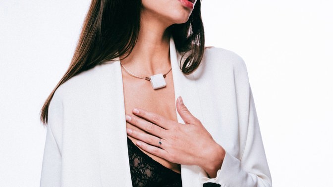 Decentní upozornění na pěkné prádlo může vašemu okolí značně pomotat hlavu.