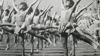 Kreace byly někdy vskutku neskutečné.