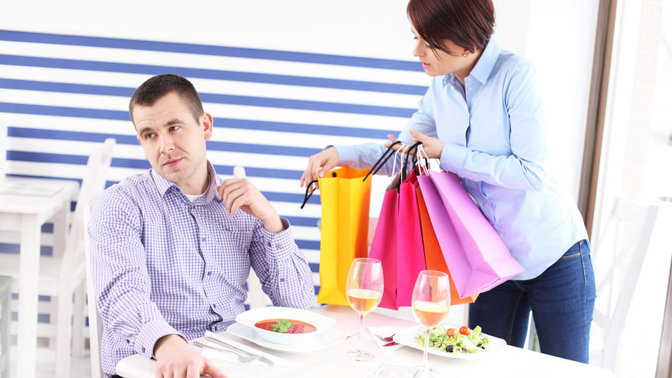 Při výběru dárku pro muže se zaměřte na jeho koníčky.