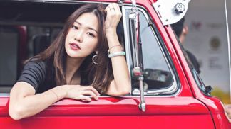 Ženy za volantem jsou klidnější a rozumnější.