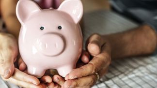 Jak nenarušit už tak napjatý rodinný rozpočet? Pár fíglů se najde.