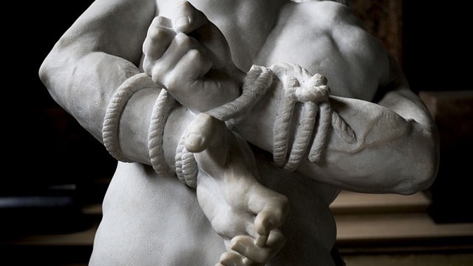 Dědicové impérií, mediální magnáti a další boháči se setkali s drsnými únosy.