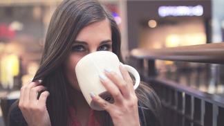 Pravidelné pití kávy dělá s naším tělem divy.