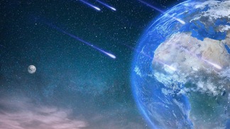 Planetka je jen o něco málo reflexnější než třeba uhlí. Odráží totiž pouze 5 - 6 % slunečního světla.