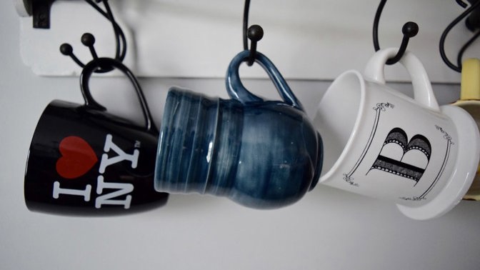 Z každého hrnku chutná káva trochu jinak.