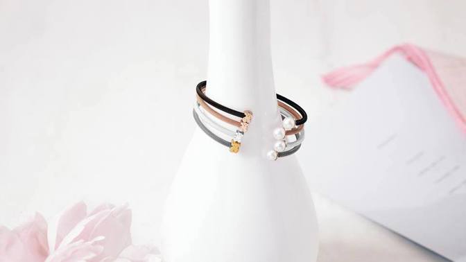 Designové šperky Tous si oblíbily i české celebrity jako Daniela Peštová nebo Simona Krainová