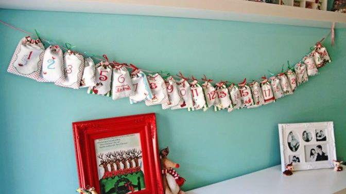 Originální adventní kalendář ozdobí každý dětský pokojíček.