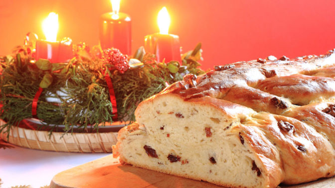 Vánočka patří na adventní stůl