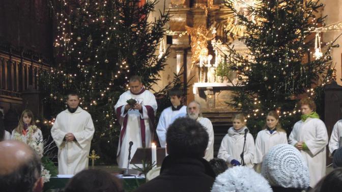 Tradice půlnočních není jen pro křesťany