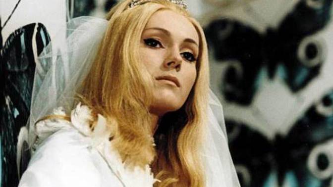 Helena byla velmi pěkná a proslýchá se, že její vztah s Neckářem nebyl tehdy úplně nevinný.