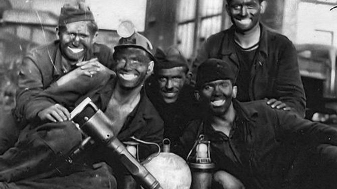 Mnoho z Černých baronů pracovalo v těžkých podmínkách v dolech