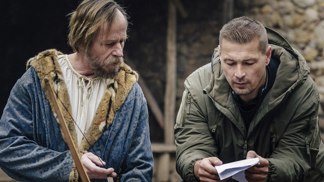 Karel Roden a Pert Jákl v rozhovoru nad scénářem.