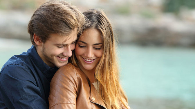 Kde hledat spřízněnou duši? Psycholog odhalil, proč je největší šance najít ji na pracovišti