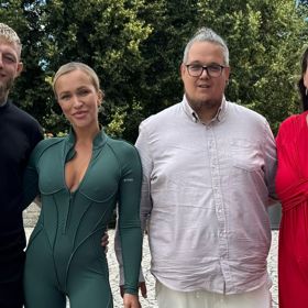 Vyměnili se s Anežkou a Jakubem, kteří žijí se dvěma dětmi na statku. 