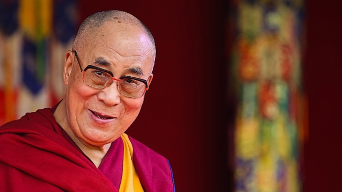 „Štěstí nelze vytvořit – vychází z našich vlastních činů.“