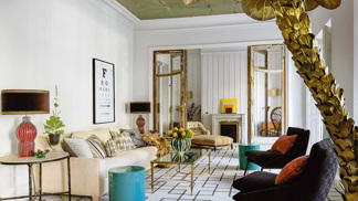 Pro eklekticismus je charakteristické míchání různých stylů.