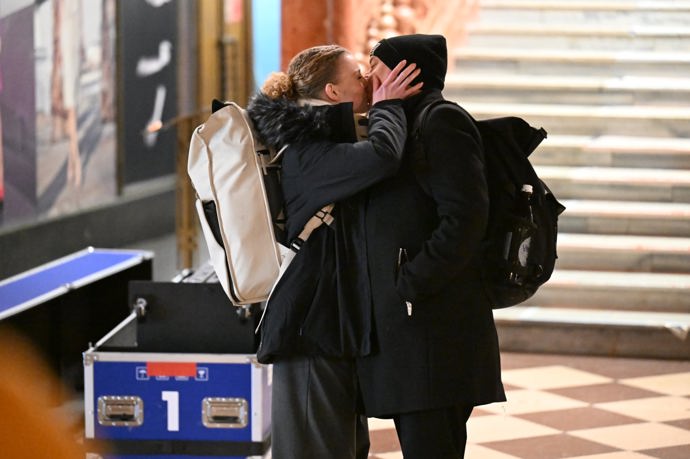 Robert Mikluš s partnerkou předvedli vášnivý polibek.