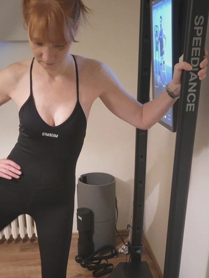 Pevné svaly podle ní spalují více kalorií a udržují ženu více aktivní. 