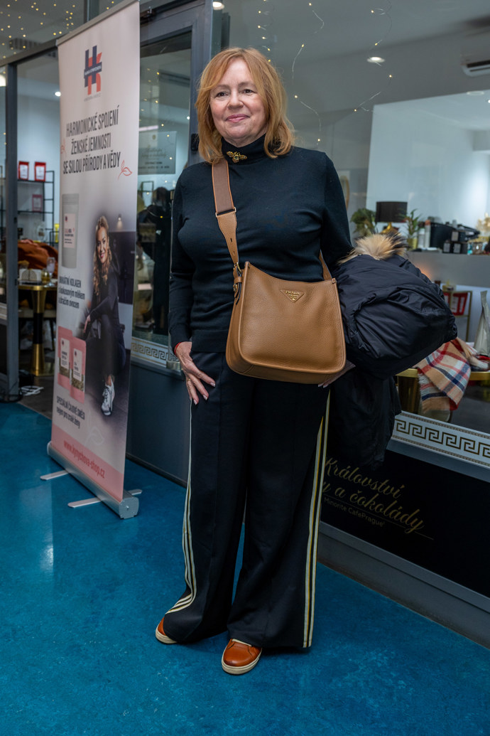 Herečka říká, že konkrétně tuhle kabelku od Prady si vysnila. 