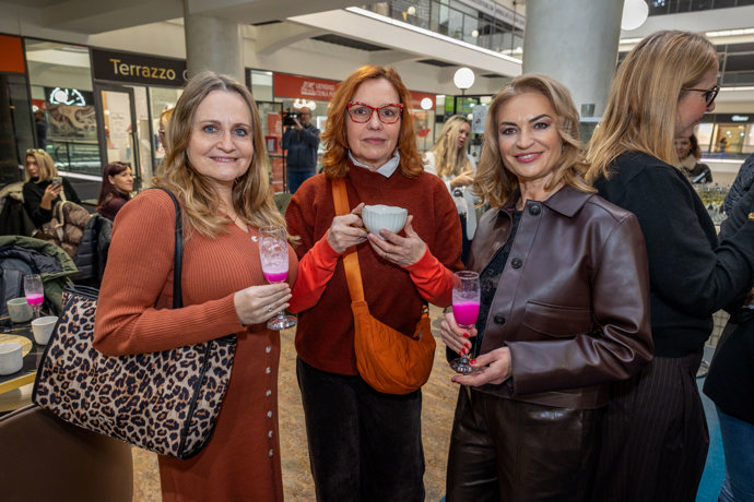 Hanka Kynychová doporučuje kolagen i bylinkový čaj ženám po padesátce. 