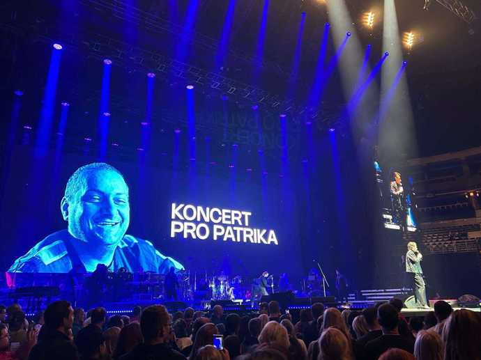 Leoš Mareš na koncertě Patrika Hezuckého.