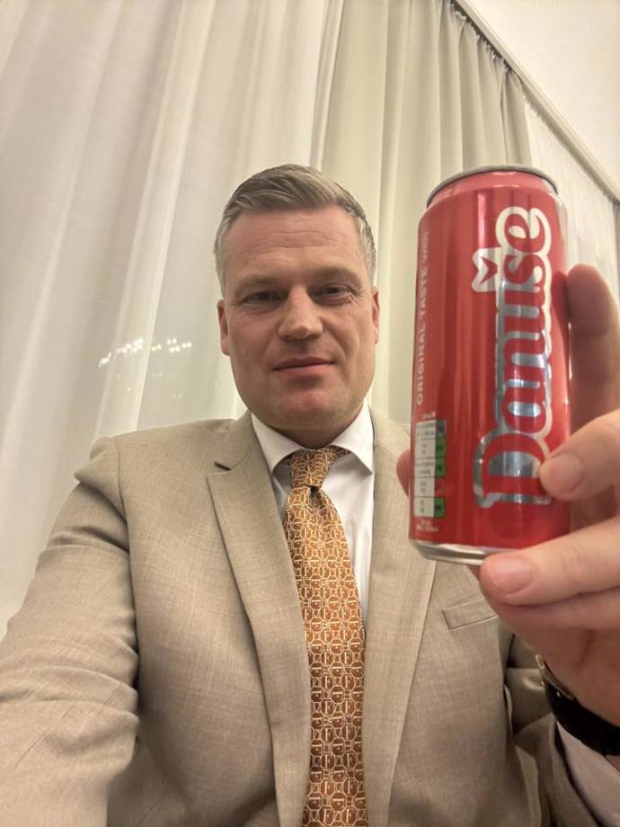 Filip Turek se navezl do Danuše Nerudové.